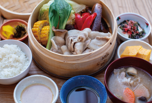 農村せいろ膳/Steamed vegetables & meats